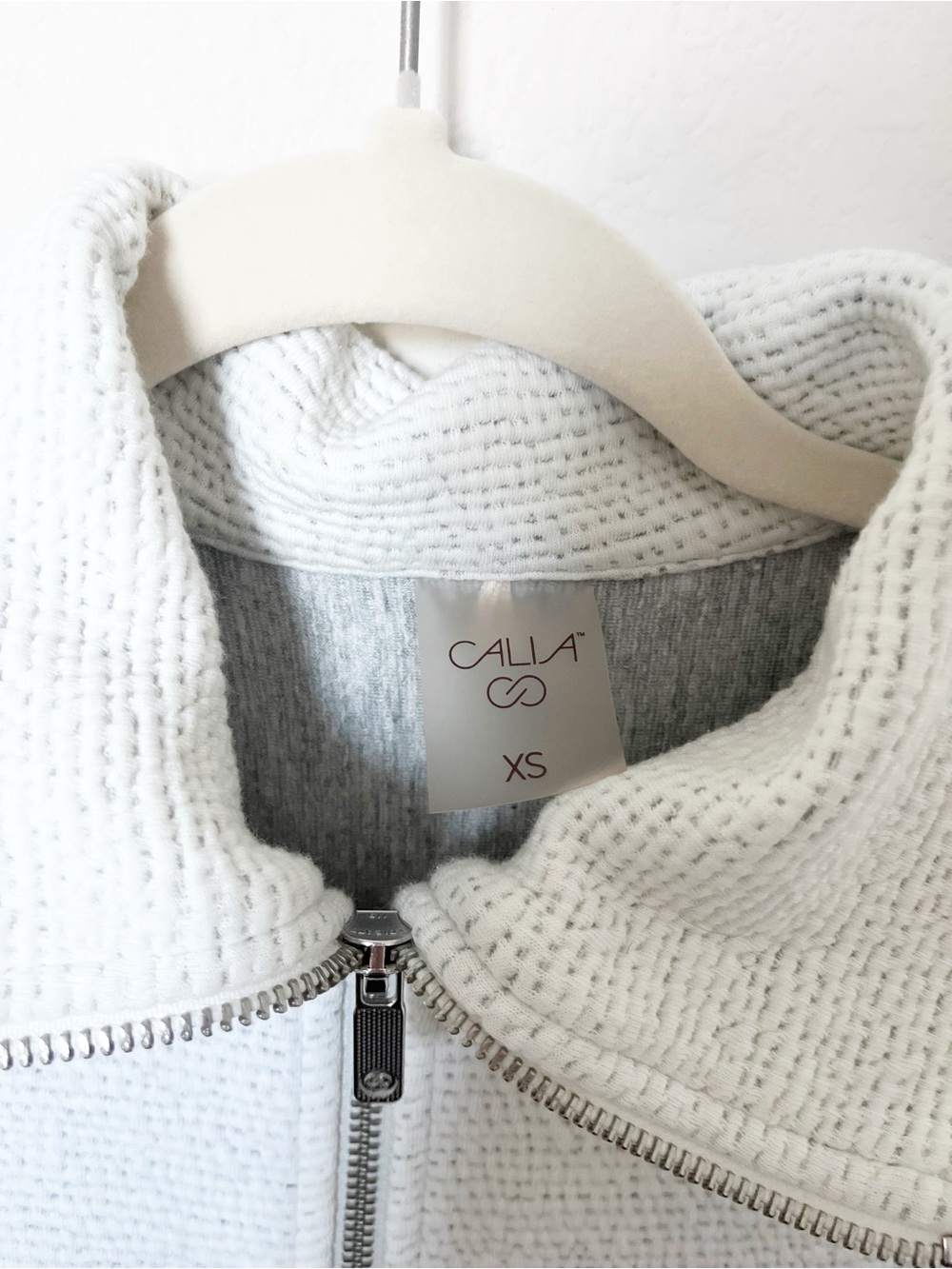 CALIA by Carrie Underwood White Textured Zip Jacket - Picture 4 of 5